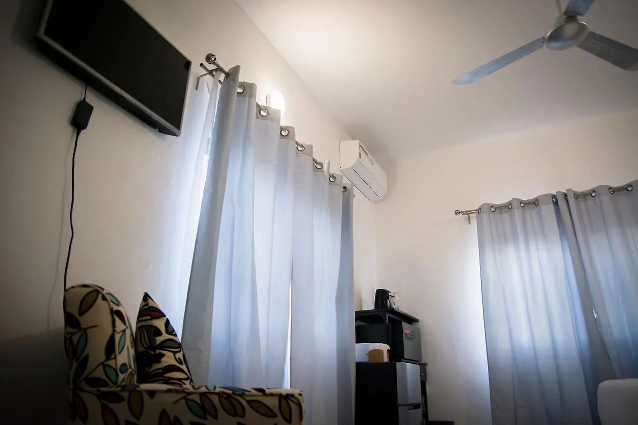 Vacation Rental - Upper Floor Room At Casa Cocoa Cozumel