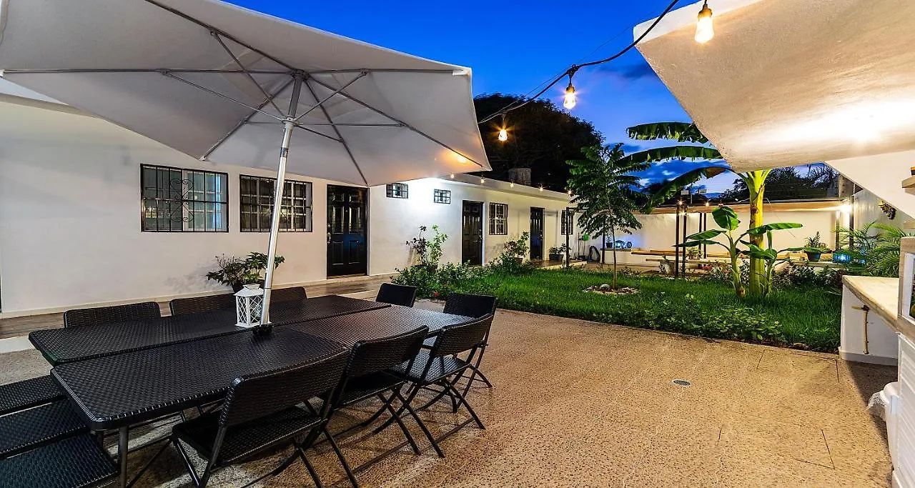 公寓 Vacation Rental - Upper Floor Room At Casa Cocoa 科苏梅尔